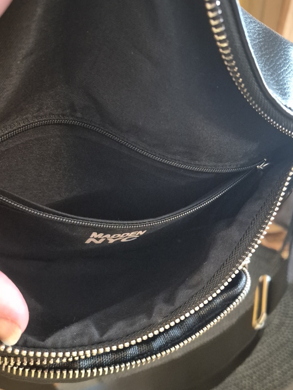 Madden NYC Black Crystal Stud Fanny Pack Belt Bag Adjustable Straps Pockets - Picture 10 of 10